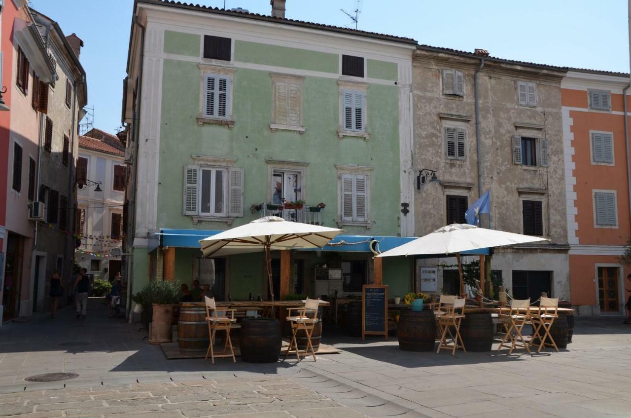 Appartamento di 45 m² con 1 camera Izola Esterno foto